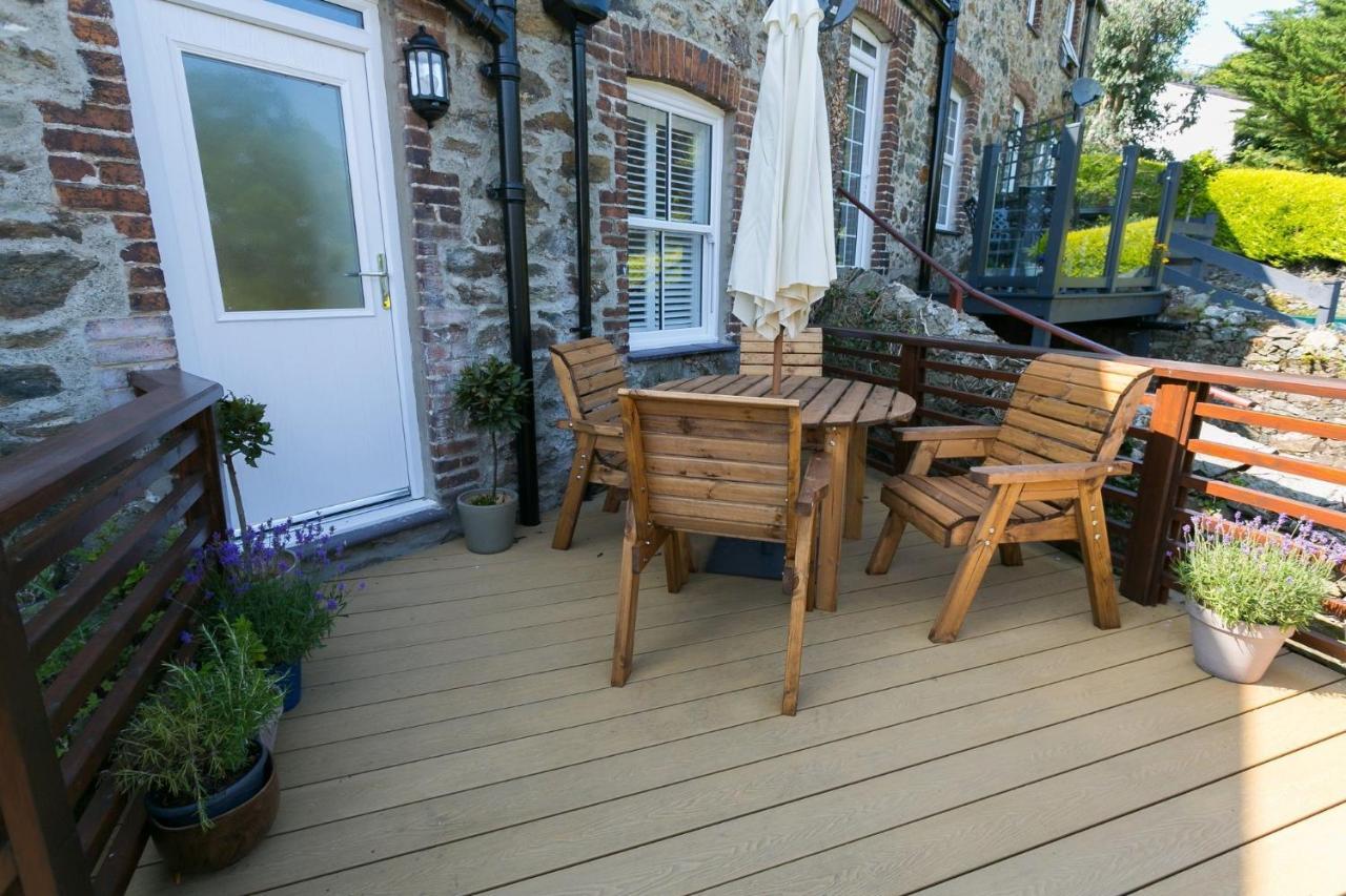Shell Cottage Menai Bridge Exterior photo